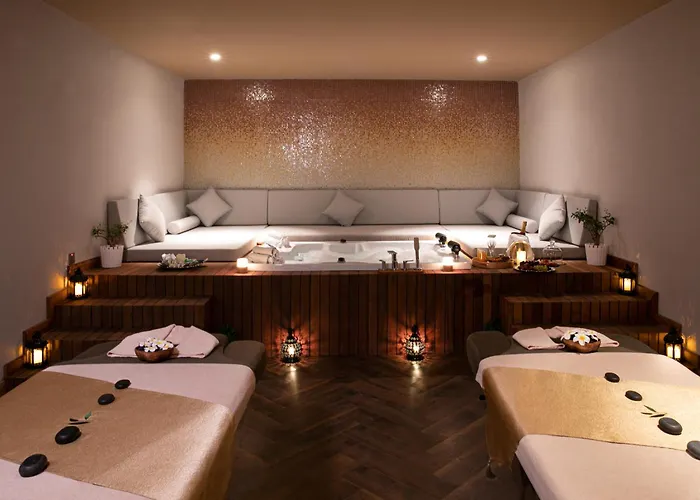 Merit Royal Diamond & Hotel