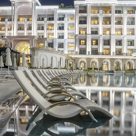 Merit Royal Diamond & Hotell 5*