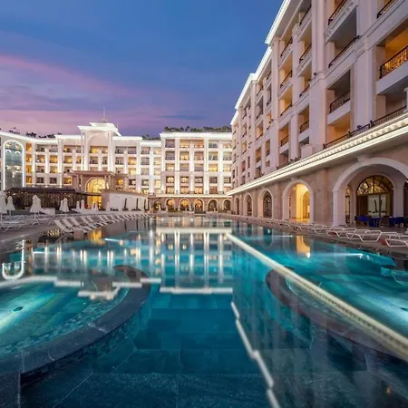 Merit Royal Diamond & Hotel Karavas (Northern Cyprus)