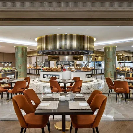 Merit Royal Diamond & Καραβάς